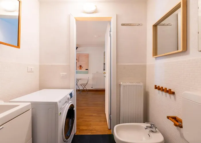 Loft كيافاري