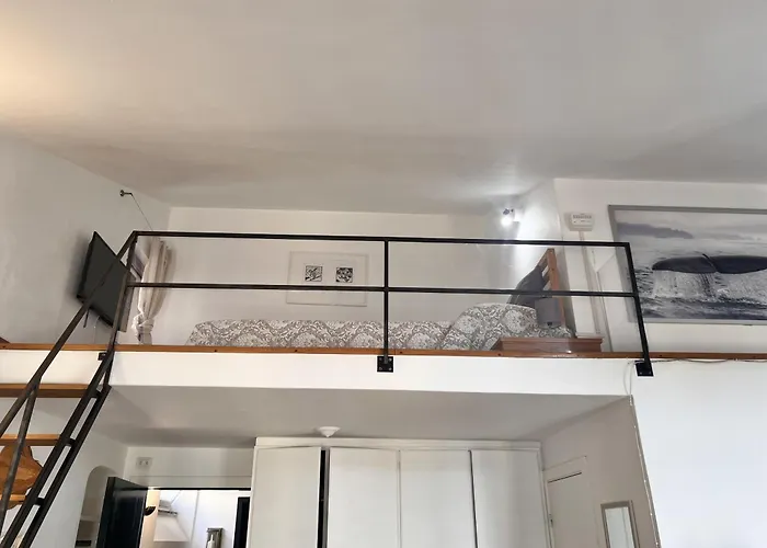 Loft * كيافاري